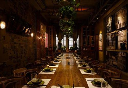 胡桃里音樂酒館吧臺(tái)餐桌椅