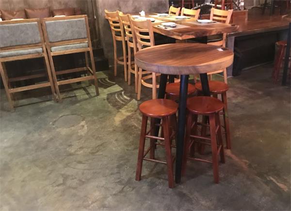 深圳梨渦淺笑Live音樂(lè)現(xiàn)場(chǎng)餐廳家具