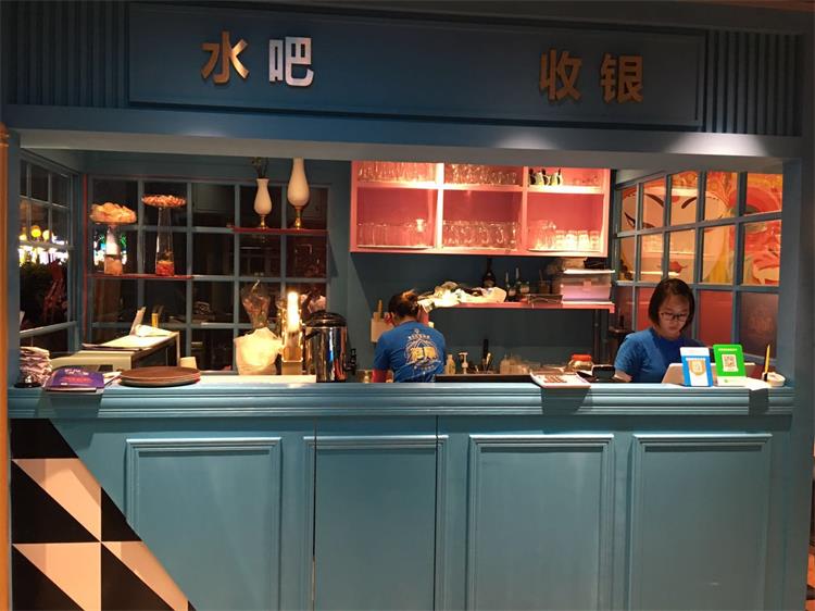 塘潮時(shí)尚融合菜系餐廳桌椅
